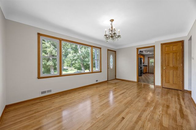 1416 Norwood Drive SE, Cedar Rapids, IA 52403