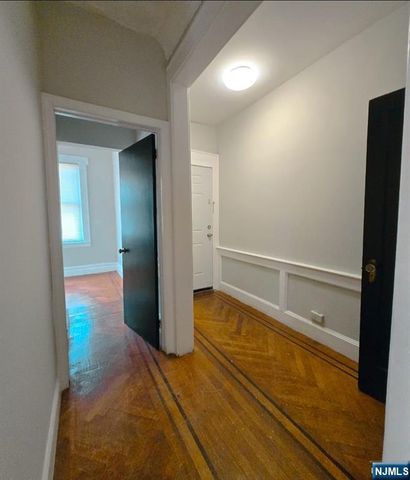 205-207 Chancellor Avenue, Newark, NJ 07112