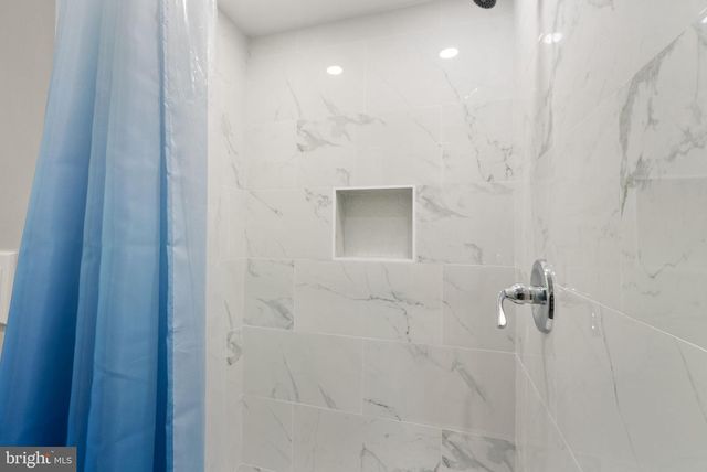 37151 BRANCHRIVER, Hillsboro, VA 20132