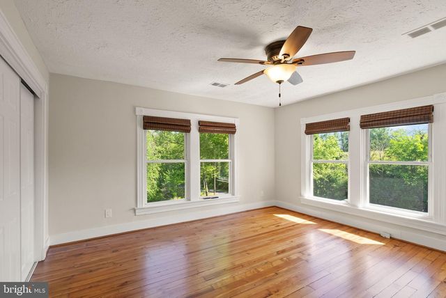 37151 BRANCHRIVER, Hillsboro, VA 20132