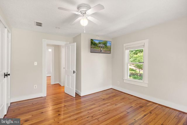 37151 BRANCHRIVER, Hillsboro, VA 20132