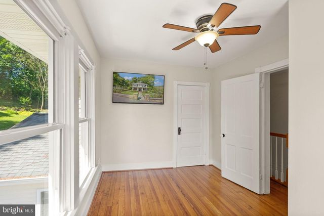 37151 BRANCHRIVER, Hillsboro, VA 20132