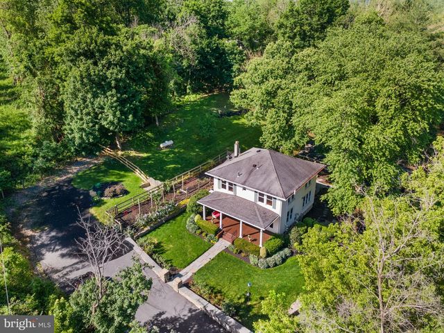 37151 BRANCHRIVER, Hillsboro, VA 20132
