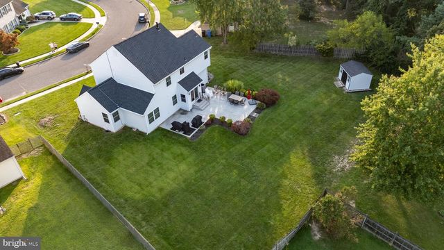 68 LONGWOOD DR, Sicklerville, NJ 08081