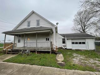 308 W Indiana Street, New Baden, IL 62265
