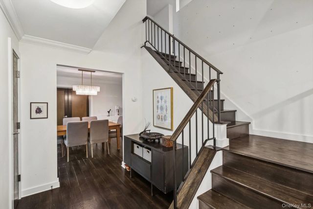 19 Walnut Avenue, East Quogue, NY 11942