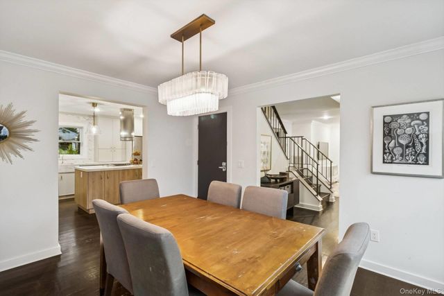 19 Walnut Avenue, East Quogue, NY 11942