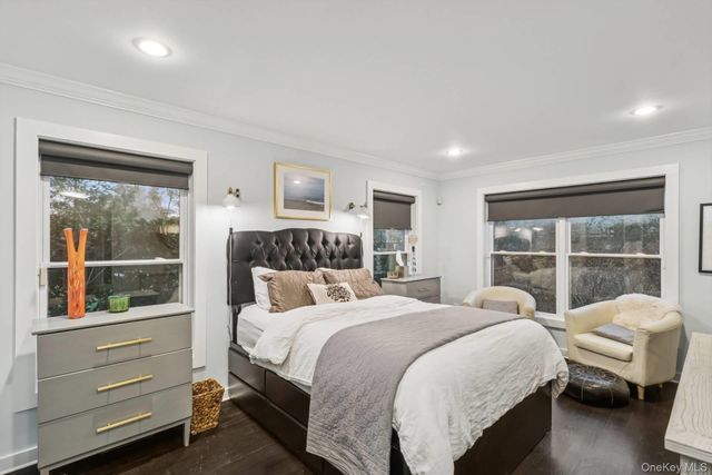 19 Walnut Avenue, East Quogue, NY 11942