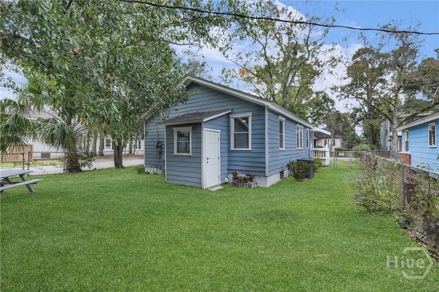 701 E 35th Street, Savannah, GA 31401