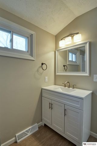 2212 N 143rd Avenue, Omaha, NE 68164