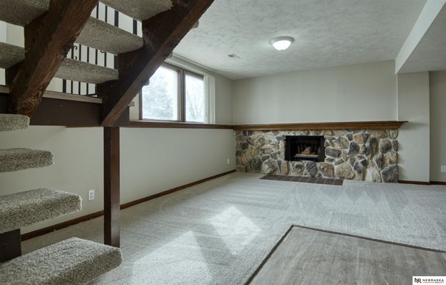 2212 N 143rd Avenue, Omaha, NE 68164