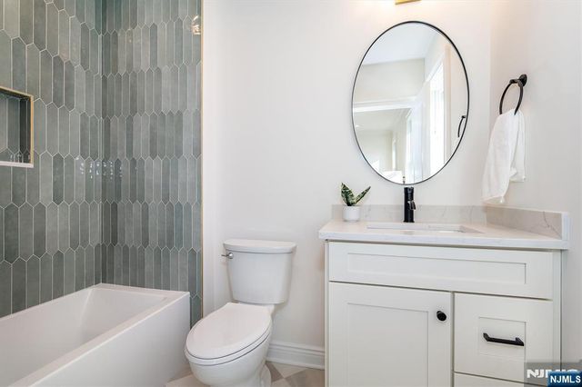 63 Montclair Avenue, Montclair, NJ 07042