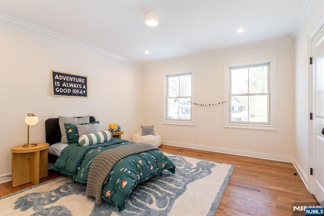 63 Montclair Avenue, Montclair, NJ 07042