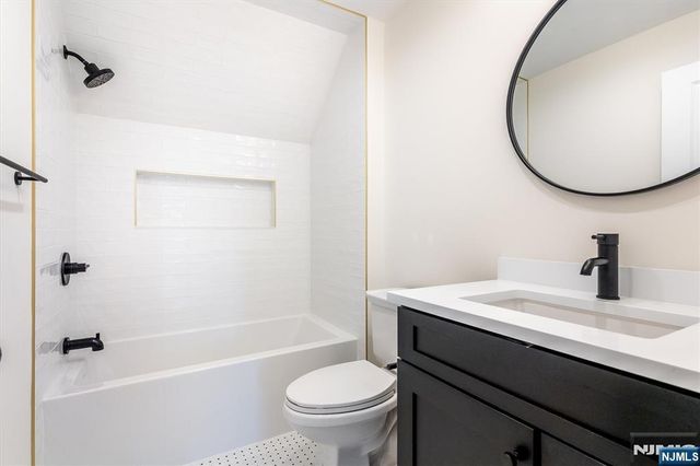 63 Montclair Avenue, Montclair, NJ 07042