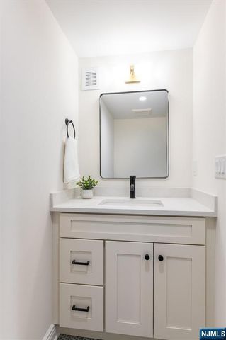 63 Montclair Avenue, Montclair, NJ 07042