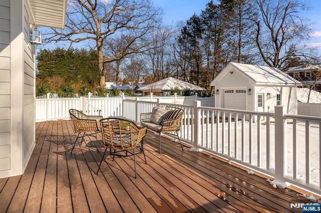 63 Montclair Avenue, Montclair, NJ 07042