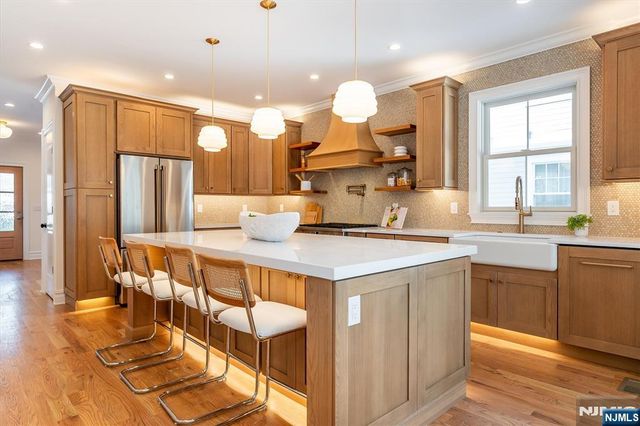 63 Montclair Avenue, Montclair, NJ 07042