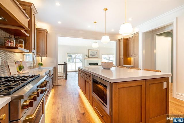 63 Montclair Avenue, Montclair, NJ 07042