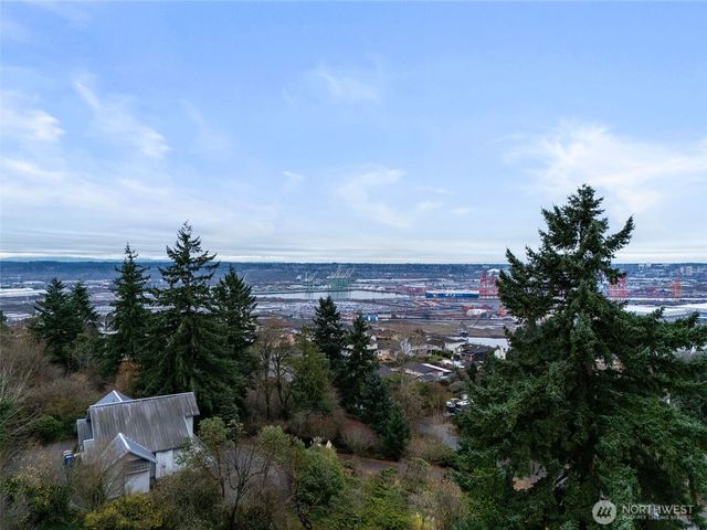 6312 19th Street NE, Tacoma, WA 98422