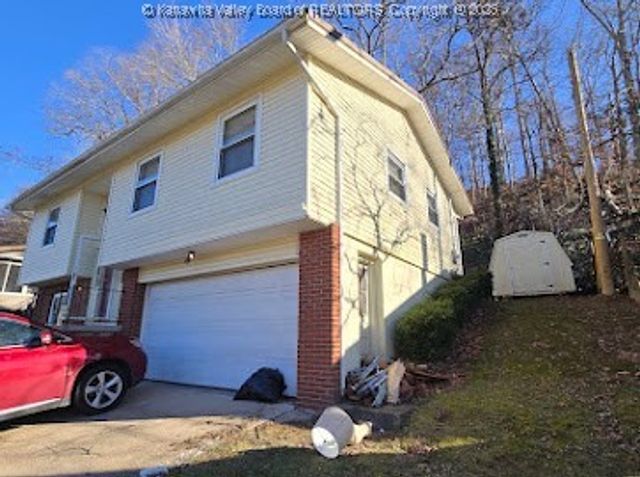2600 Shadyside Road, St Albans, WV 25177