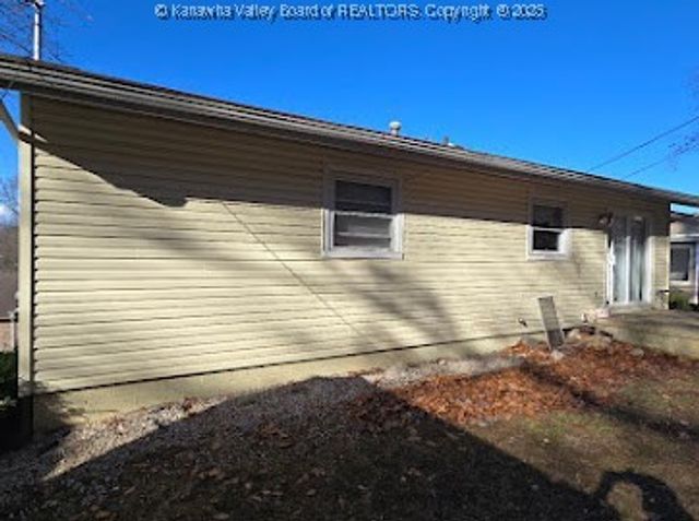 2600 Shadyside Road, St Albans, WV 25177
