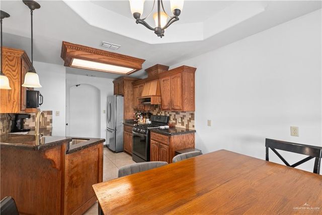 1307 Coy Drive, Alamo, TX 78516