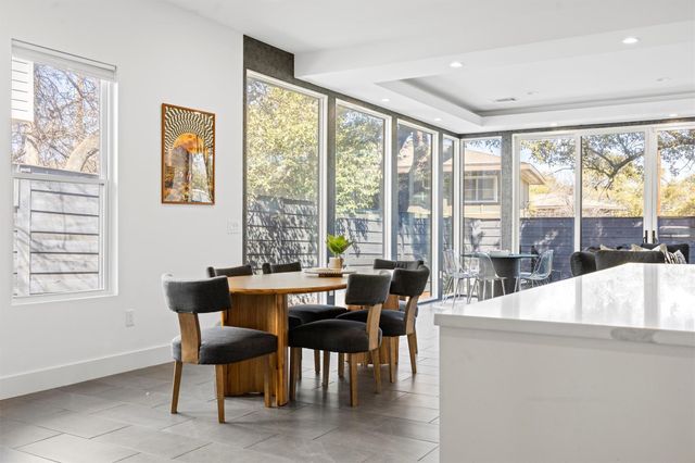 1206 W Oltorf ST, Austin, TX 78704