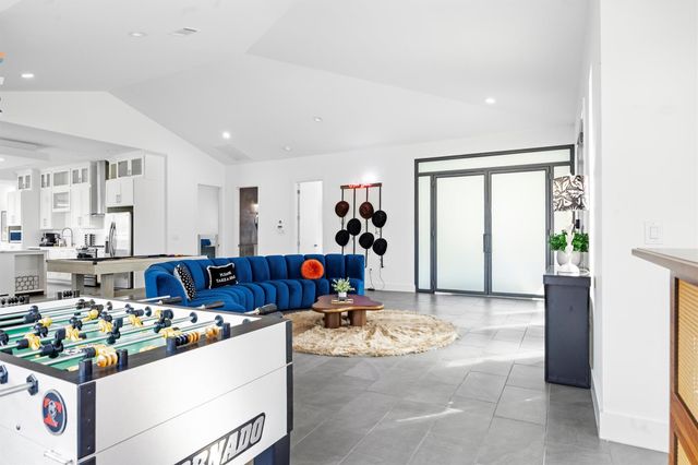 1206 W Oltorf ST, Austin, TX 78704