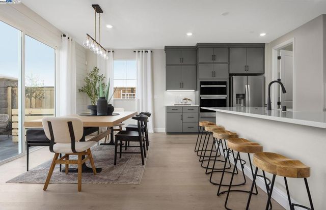 339 339 E Bobby Glen, Mountain House, CA 95391