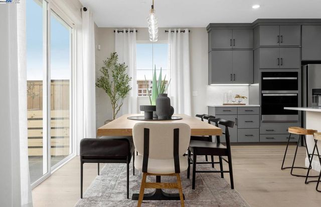 339 339 E Bobby Glen, Mountain House, CA 95391