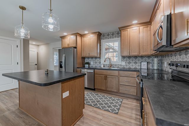 441 Lawrence Drive, Mount Vernon, IN 47620