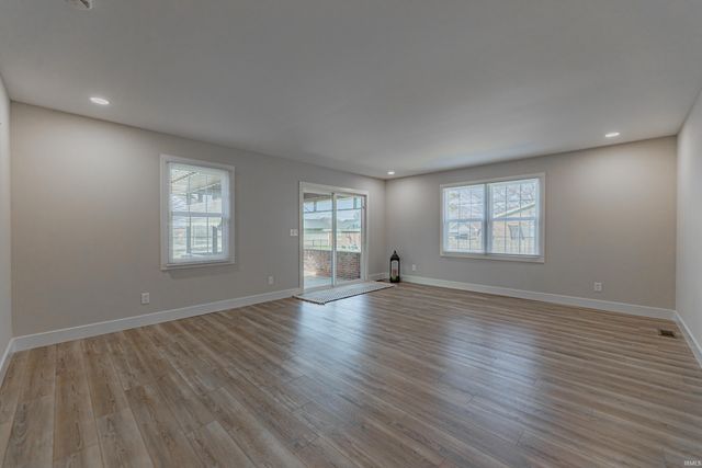 441 Lawrence Drive, Mount Vernon, IN 47620