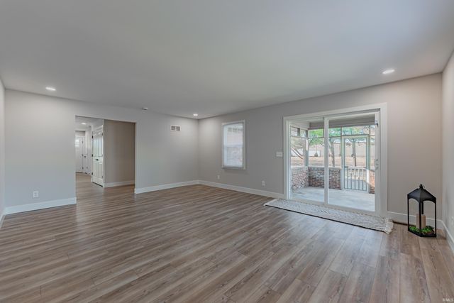 441 Lawrence Drive, Mount Vernon, IN 47620