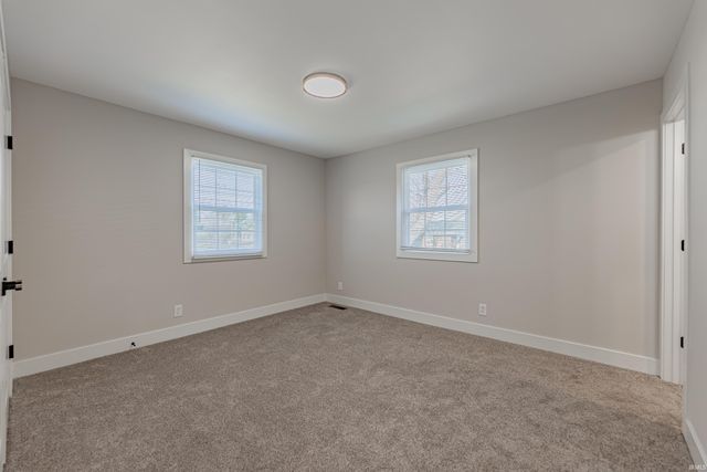 441 Lawrence Drive, Mount Vernon, IN 47620