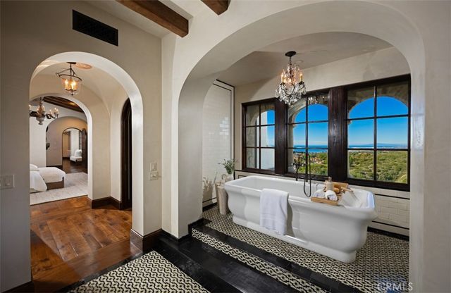 1 Clear Water, Newport Coast, CA 92657