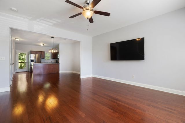 1155 Woodbury Falls Ct, Nashville, TN 37221