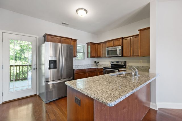 1155 Woodbury Falls Ct, Nashville, TN 37221