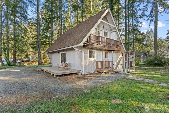 14602 Holiday Dr NW, Gig Harbor, WA 98329