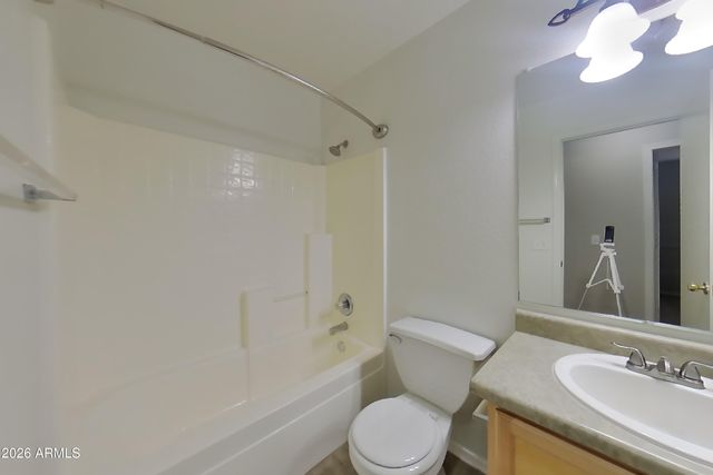 3206 W CASINO Avenue, Phoenix, AZ 85083