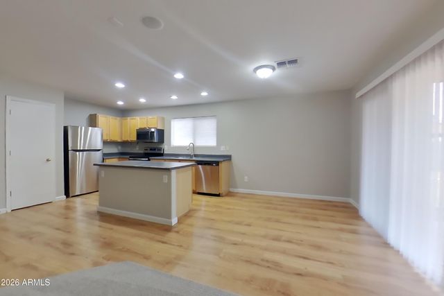3206 W CASINO Avenue, Phoenix, AZ 85083