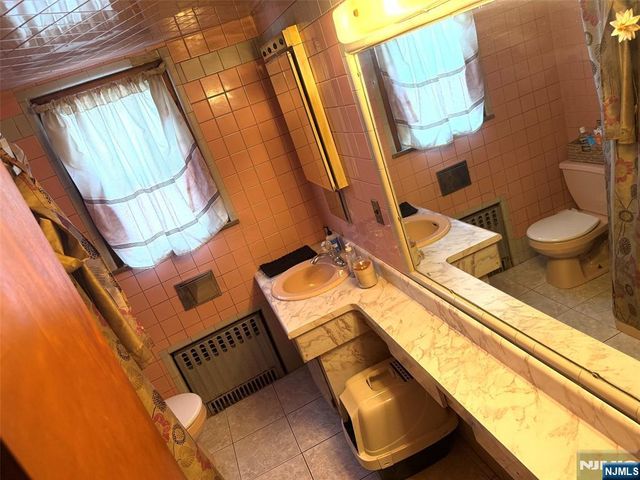 193 Macarthur Avenue, Garfield, NJ 07026