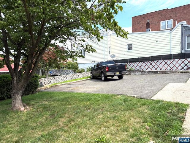 193 Macarthur Avenue, Garfield, NJ 07026