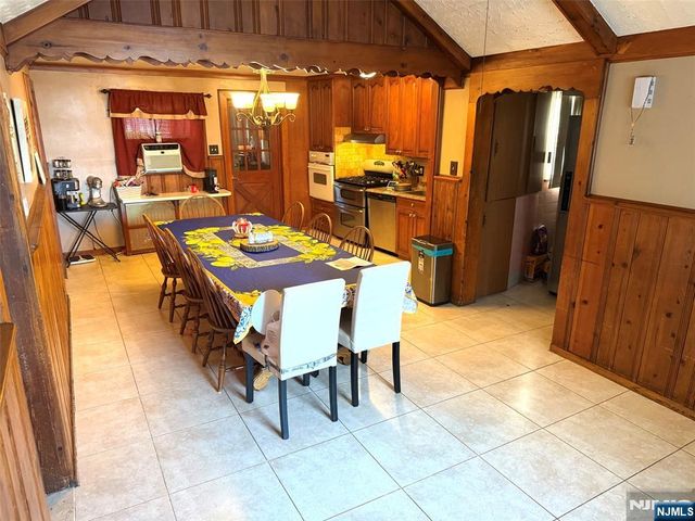 193 Macarthur Avenue, Garfield, NJ 07026