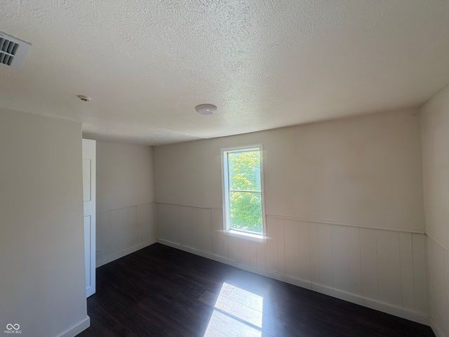 2221 Station Street, Indianapolis, IN 46218
