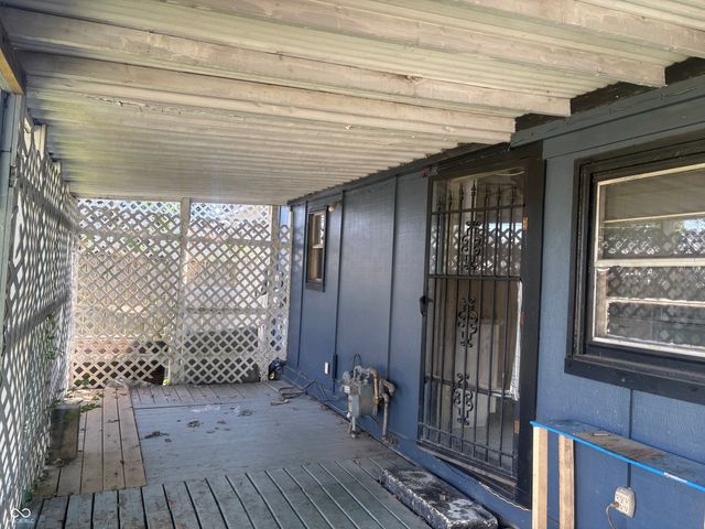 2221 Station Street, Indianapolis, IN 46218