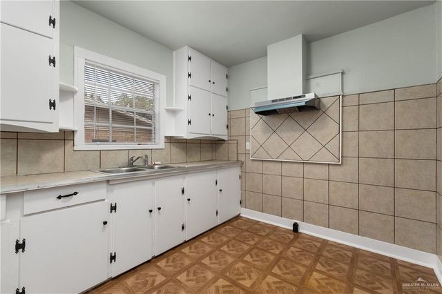 1022 E Filmore Avenue, Harlingen, TX 78550