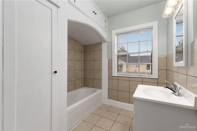 1022 E Filmore Avenue, Harlingen, TX 78550