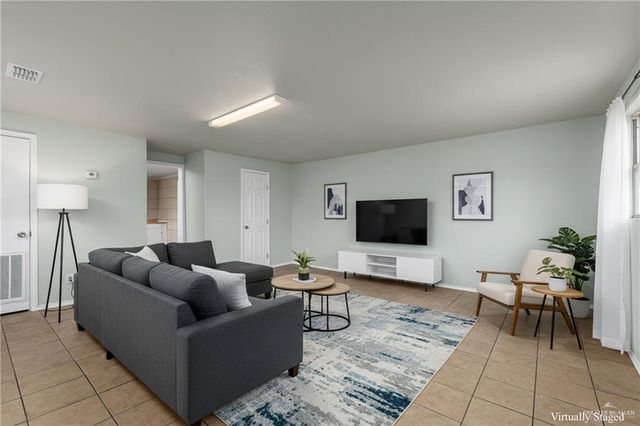 1022 E Filmore Avenue, Harlingen, TX 78550