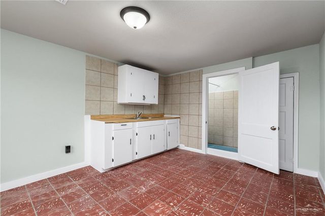 1022 E Filmore Avenue, Harlingen, TX 78550