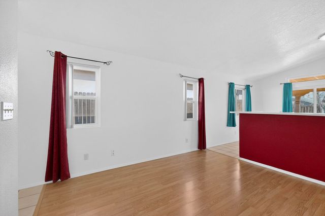 1632 Fox Hill Place SW, Albuquerque, NM 87121